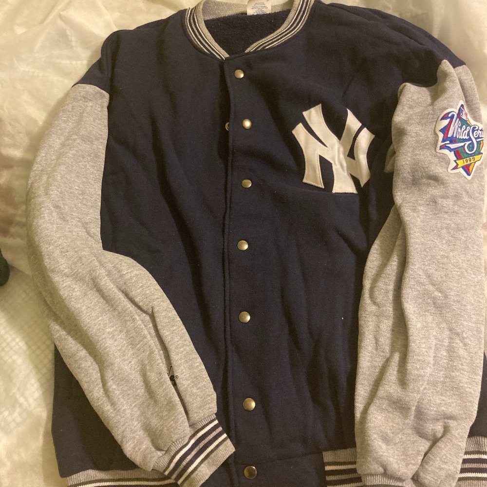 New York Yankee 1999 World Series Jacket. - XL.